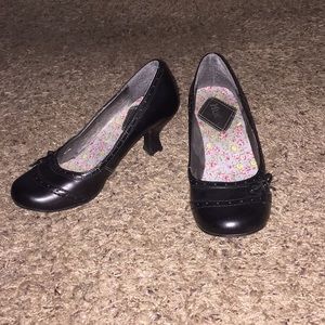 Mudd brand heels size 5.5